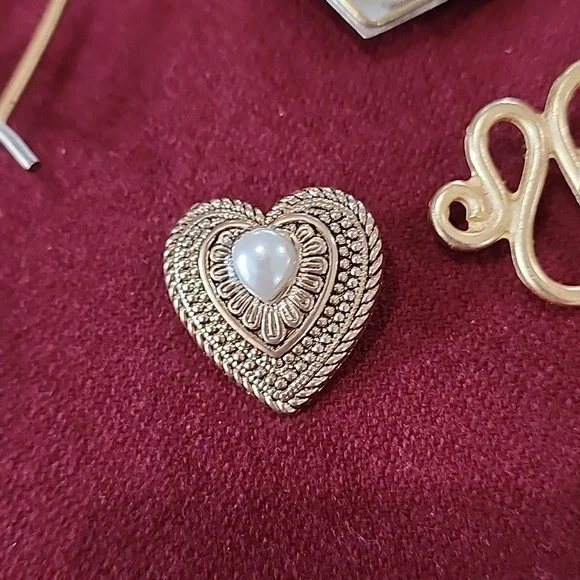 Vintage Miscellaneous Heart Brooches Pins Jewelry - Picture 6 of 9